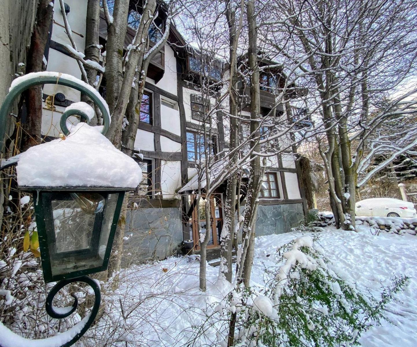 Posada Del Fin Del Mundo Ushuaia Bagian luar foto