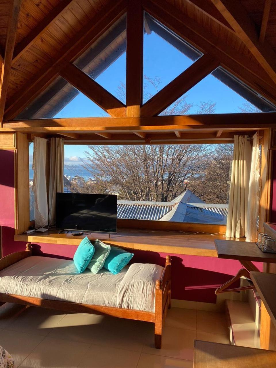 Posada Del Fin Del Mundo Ushuaia Bagian luar foto